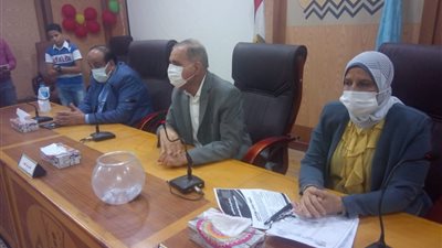 محافظ كفر الشيخ يشهد إجراء القرعة العلنية لمشروع عربات الطعام