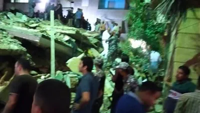 إخلاء العقارات المجاورة للمنزل المنهار في شبرا الخيمة 