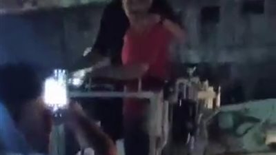 الحماية المدنية تنجح في إنزال شاب حاول الانتحار من أعلى برج بالبحيرة (صور)