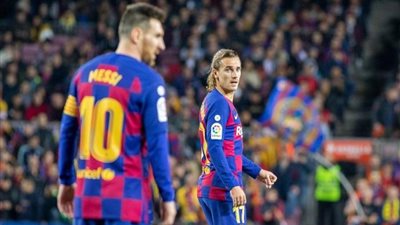 مدرب برشلونة يفاجئ ميسي وجريزمان بتصريح ناري