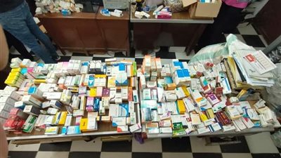 ضبط أدوية منتهية الصلاحية ومهربة بقيمة نصف مليون جنيه بدمياط