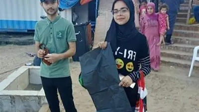 مقابل هدايا للمصطافين.. مصايف الإسكندرية تطلق مبادرة لتنظيف الشواطئ