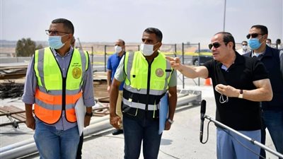 السيسي يتفقد أعمال استكمال ربط محور 