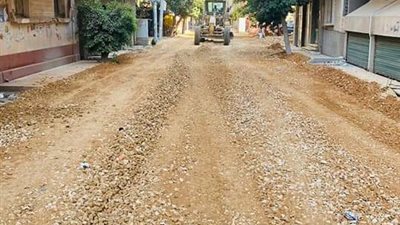 رصف وترميم ورفع كفاءة عدد من المناطق بالمنصورة 