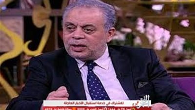 أشرف زكي ينعى وفاة محمود العربي