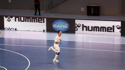 أحمد الأحمر يمتدح نجوم الزمالك بعد التتويج بالسوبر الإفريقي