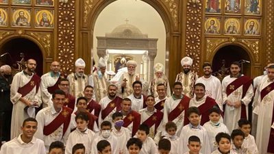 رسامة شمامسة وتطييب رفات الشهداء بكنيسة مارجرجس ألماظة