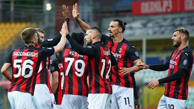 موعد مباراة ميلان ولاتسيو في قمة الكالتشيو الإيطالي