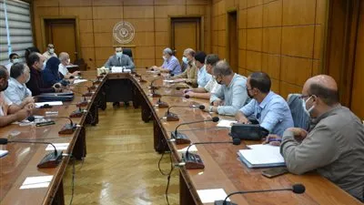 تفاصيل الاجتماع الأول بشأن فحص المراكب والمعديات بنيل الدقهلية (صور)