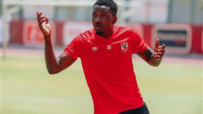 الأهلي يضع أجاي في قائمة الانتظار بعد قرار رحيله