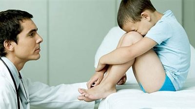 طبيبة تكشف معلومة هامة عن أسباب التبول اللاإرادي عند الأطفال (فيديو)