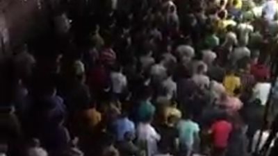 جنازة مهيبة لمهندس طلخا بعد العثور على جثته أسفل كوبري بالمنصورة (صور)