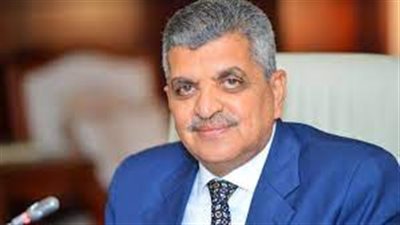  أسامة ربيع: قناة السويس الجديدة قاطرة المشروعات العملاقة للسيسي (فيديو)