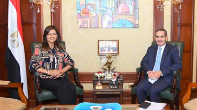 وزيرة الهجرة ومحافظ الغربية يبحثان التعاون بمبادرة 