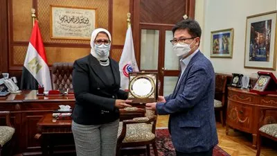 وزيرة الصحة تبحث مع سفير كوريا الجنوبية سبل تعزيز التعاون (صور)