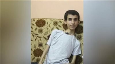 مناشدة للرئيس من أول معيد في الجامعات مصاب بالضمور العضلي (فيديو)