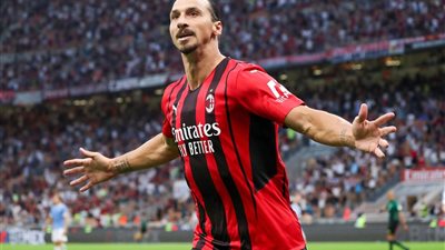ميلان يهزم لاتسيو بثنائية في ليلة عودة إبراهيموفيتش