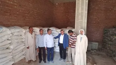 وكيل زراعة الفيوم يتابع صرف الأسمدة وتوفيرها للمزارعين في مواعيدها 
