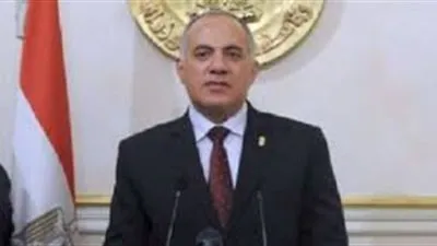 وزير الري يصدر قرارا بتعيين عدد من المعاونين له 