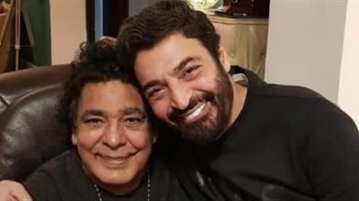 بعد ٣٥ عاماً.. حميد الشاعري يتعاون مع محمد منير في دويتو جديد
