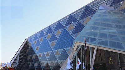 أستاذ آثار مصرية يكشف الموعد المتوقع لـ افتتاح المتحف الكبير (فيديو)