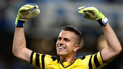 اتحاد جدة السعودي يمدد عقد حارسه مارسيلو غروهي حتى عام 2023 