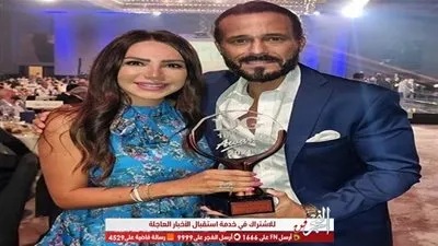 حفل الدير جيست.. يوسف الشريف يوجه الشكر لـ إنجي علاء: ليها في الجائزة دي زيي بالظبط