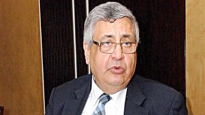 مستشار الرئيس يكشف حقيقة فاعلية لقاح كورونا عبر الاستنشاق (فيديو)