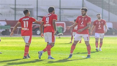 الأهلي يوافق على انتقال 