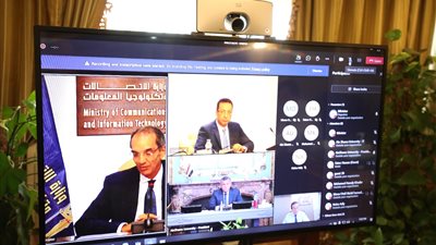 توقيع اتفاقيتي تعاون بين وزارة الاتصالات وجامعتي عين شمس والمنصورة 