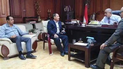 عقد بروتوكول بين 