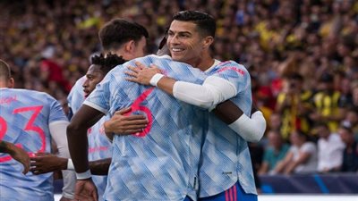 رونالدو يفاجئ نجوم مانشستر يونايتد بنظامه الغذائي