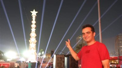 بالفيديو.. وليد الحريري يشعل إحتفالية الأهلي بعرض عالمي لمجسم برج النجمة العاشرة بتقنية الـ 3D بروجيكشن