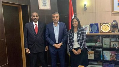 بروتوكول تعاون بين كلية الإعلام جامعة القاهرة واتحاد الإذاعات الإسلامية لعقد دورات تدريبية للكوادر الإعلامية بالاتحاد