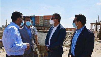 محافظ الفيوم يتفقد الأعمال الإنشائية بالمستشفى العام الجديد (صور)