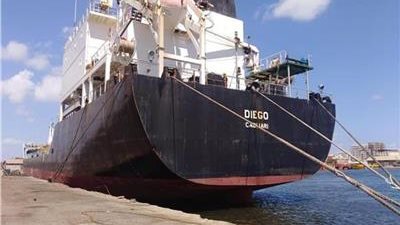 موانئ بورسعيد تسجل تداول 24 سفينة اليوم 