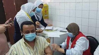 مستشار الرئيس: مفيش لقاح سيعطى لمواطن إلا بعد التأكد من فاعليته (فيديو)