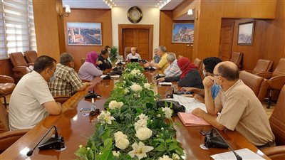 محافظ بورسعيد يتابع أعمال تطوير مستشفى الصحة النفسية