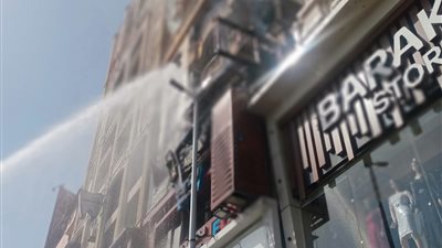 إصابة 3 أشخاص باختناق إثر انفجار 