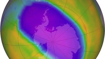 علماء: ثقب طبقة الأوزون لعام 2021 يعادل حجم قارة بأكملها