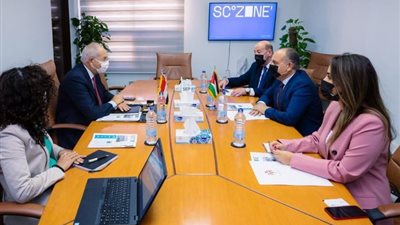 اقتصادية قناة السويس تستقبل سفير المملكة الأردنية لبحث مجالات التعاون 