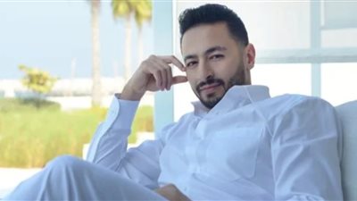 تكريم حمادة هلال في مهرجان أيام القاهرة للدراما العربية