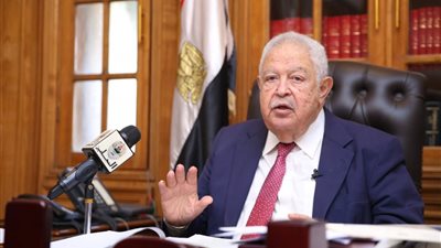 رجائي عطية يصدر قرارًا بشأن نادي المحامين بأسيوط الجديدة