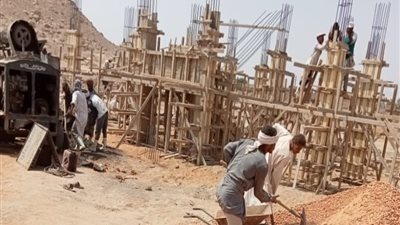 مجمعات خدمية وبنية تحتية.. مشروعات 