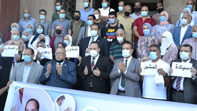 جامعة الإسكندرية تطلق أكبر قافلة تنموية شاملة لمدينة برج العرب (صور)