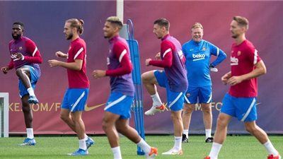 الكشف عن موعد عودة نجم برشلونة