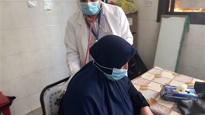 قافلة طبية تخدم 1330 مريضا بالشيخ هلال في الدقهلية (صور)