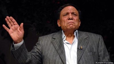 حقيقة إصابة الزعيم عادل إمام بفيروس كورونا