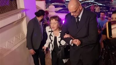 تكريم النجمة ليلى طاهر في حفل ختام مهرجان نقابة المهن التمثيلية