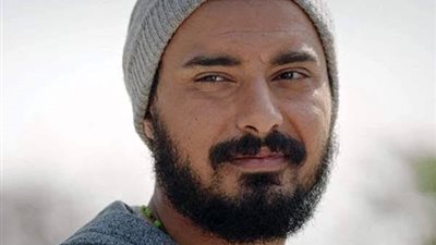 إسلام حافظ يتذكر والده بكلمات مؤثرة: 